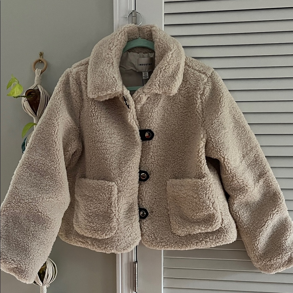 Industry by Republic cozy and cute Sherpa, brand new with tags
